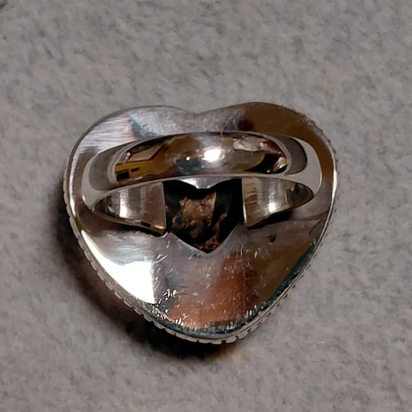White Buffalo Copper Turquoise Sterling Silver Heart Shaped Ring - Picture 3 of 8